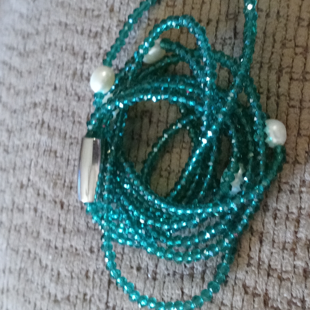 Vantel magnetic wrap bracelet